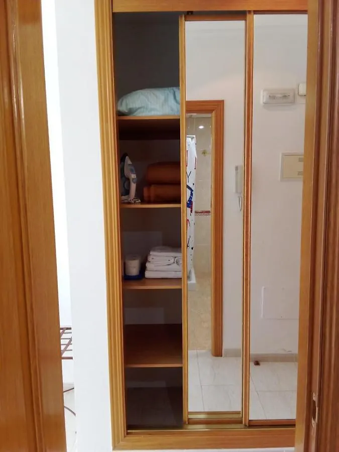 Fantastico Estudio En Urbanizacion Vela De Mar 베날마데나코스타 아파트